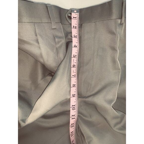 Roundtree Yorke Dress Pants Mens 36 x 30 Pleated Slacks Easy Care Trousers Khaki - Picture 7 of 10
